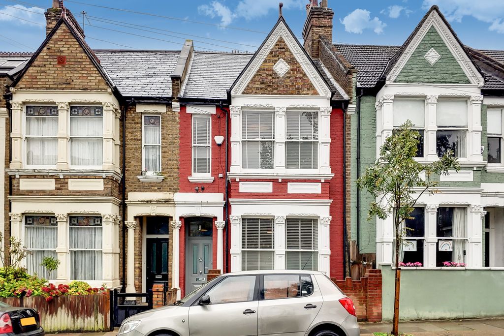 Property photo 3 of 9