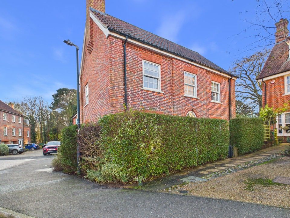 Property photo 1 of 23