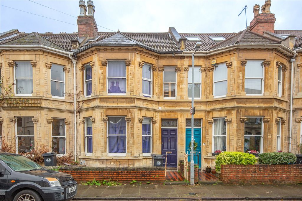 Property photo 1 of 10 Picture No. 12