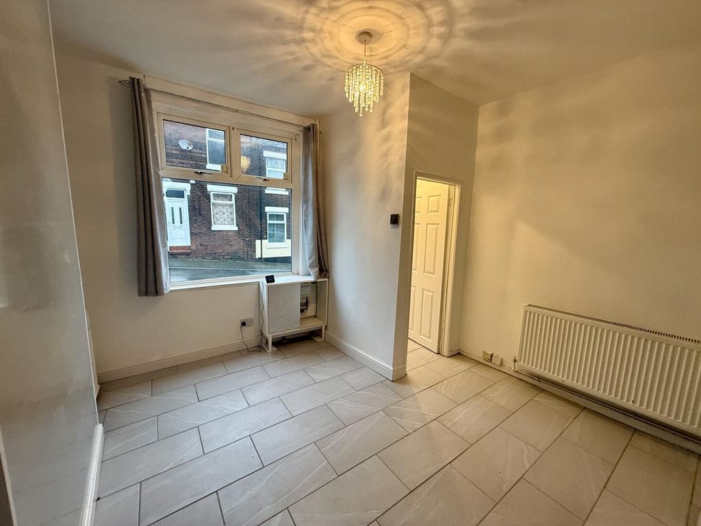 Property photo 2 of 24 Living Room