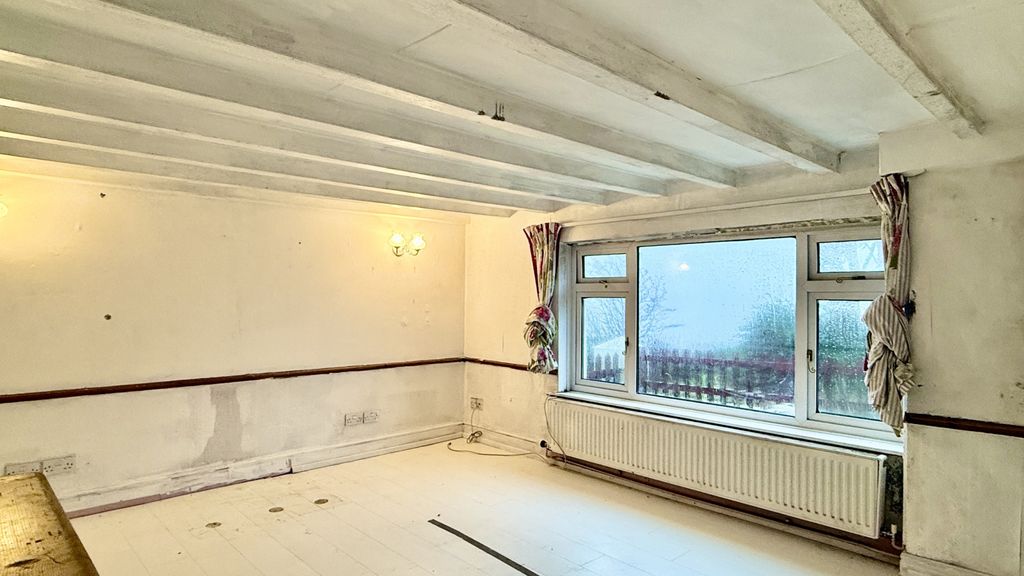 Property photo 3 of 24