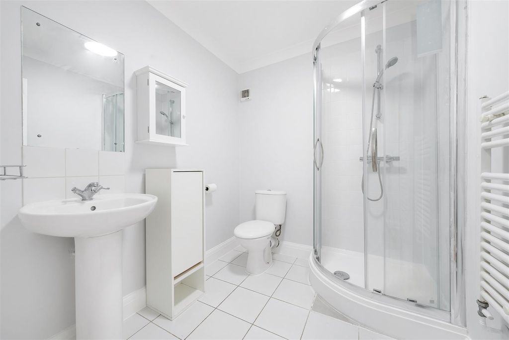 Property photo 3 of 8 Maple Court-2.Jpg