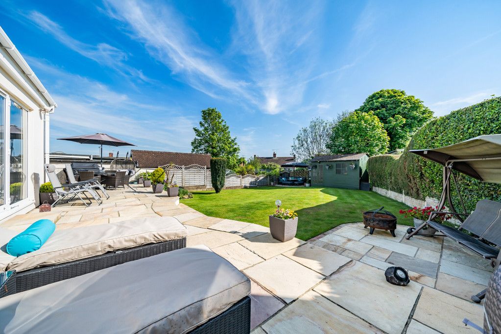 Property photo 2 of 33 Garden