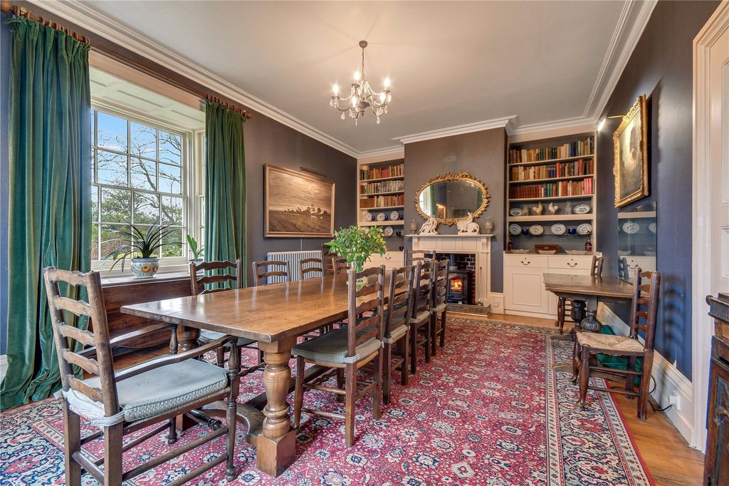 Property photo 3 of 24 Dining Room