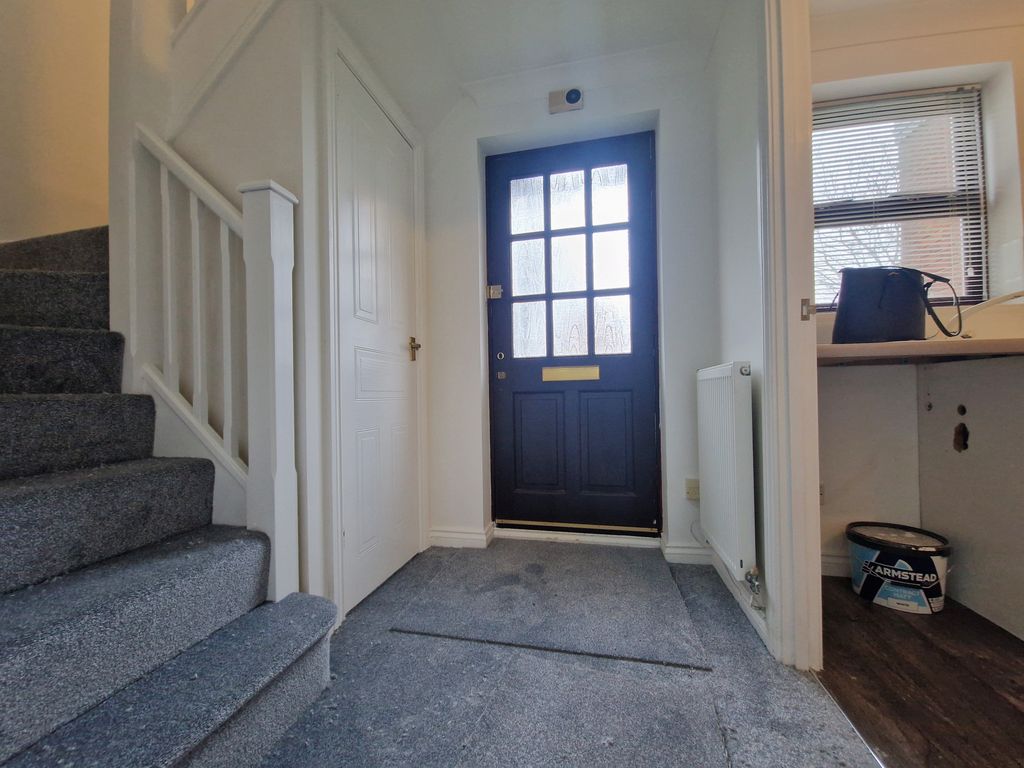 Property photo 3 of 11