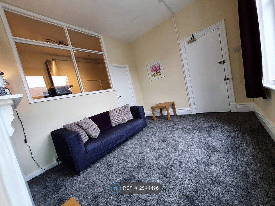 Property photo 3 of 9