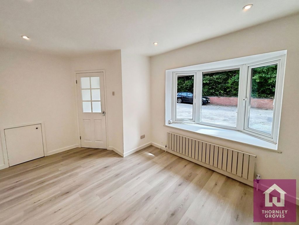 Property photo 2 of 16 Pbox-Img.Jpg