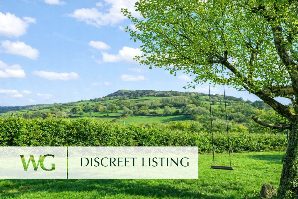 Property photo 1 of 5 Garden And Setting