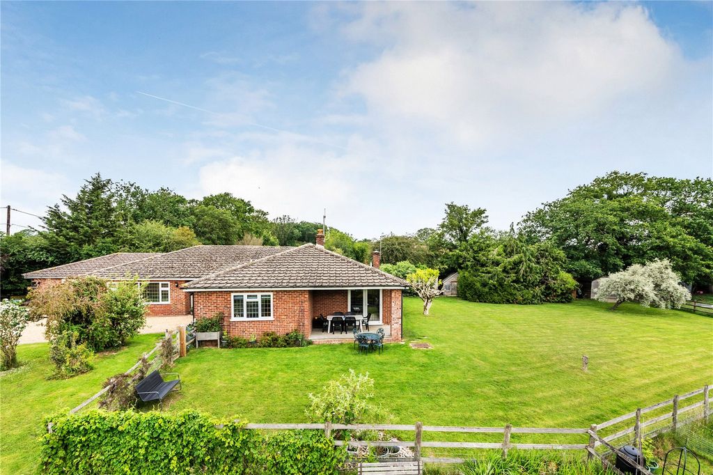Property photo 2 of 17 Picture No. 02