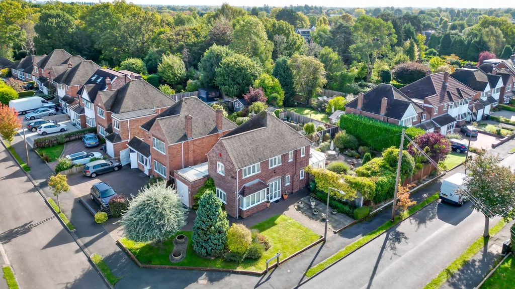 Property photo 2 of 25