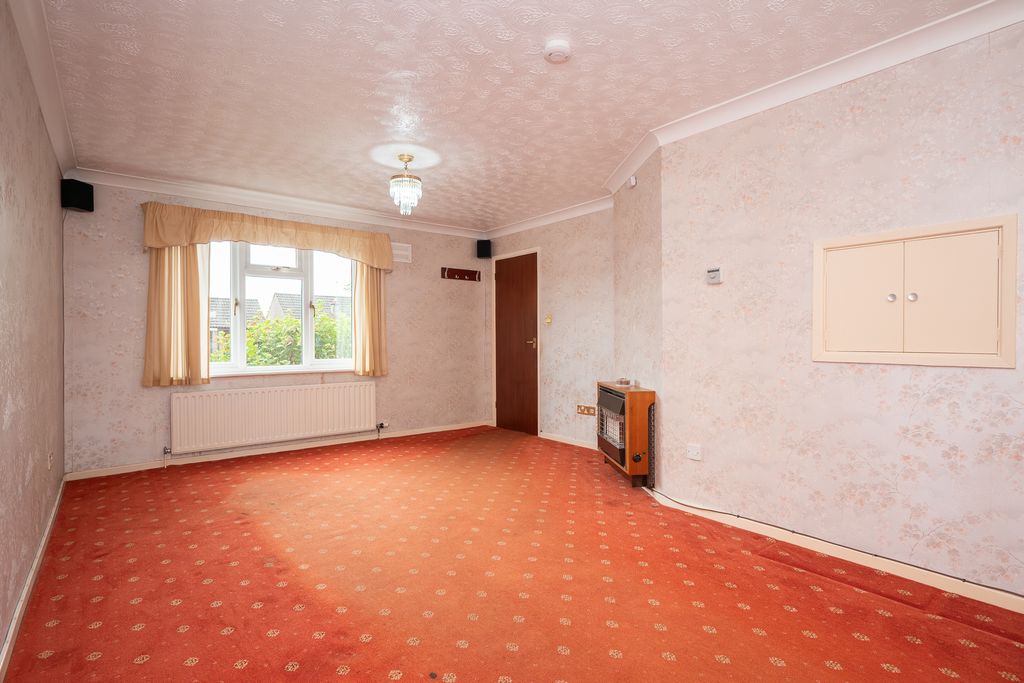 Property photo 2 of 15 20Gwyncrescent-44