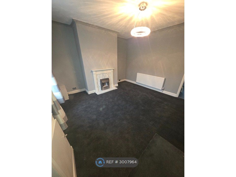 Property photo 3 of 13 Living Room 2