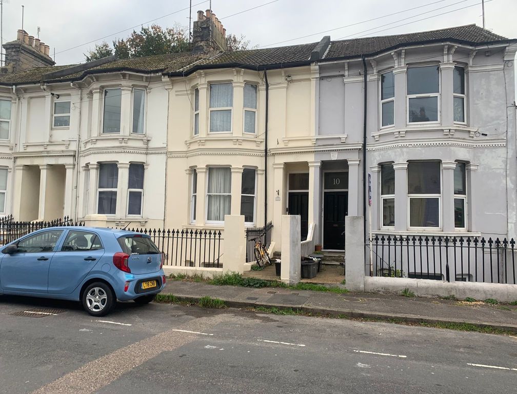 Property photo 1 of 13