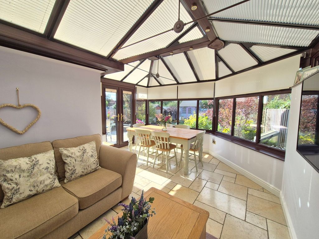 Property photo 3 of 32