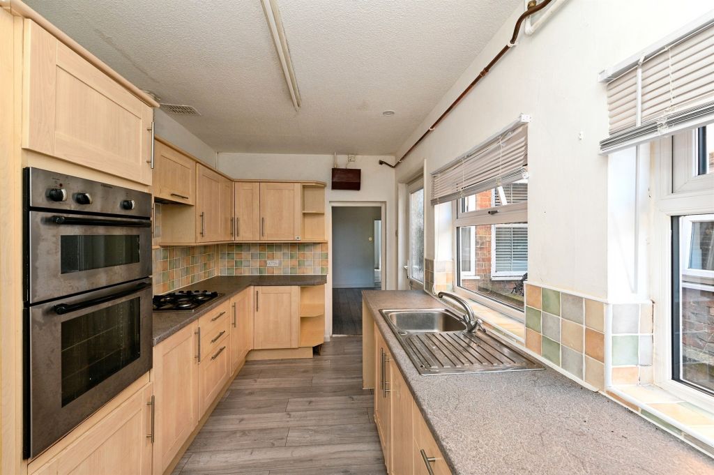Property photo 2 of 15