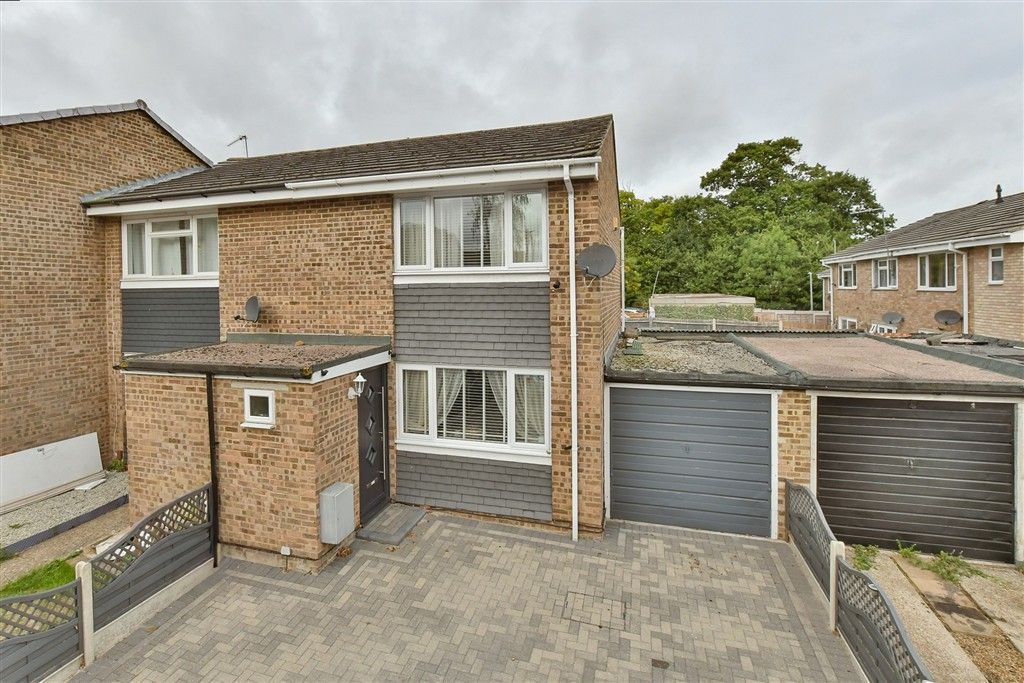 Property photo 1 of 12 External (Web) 1