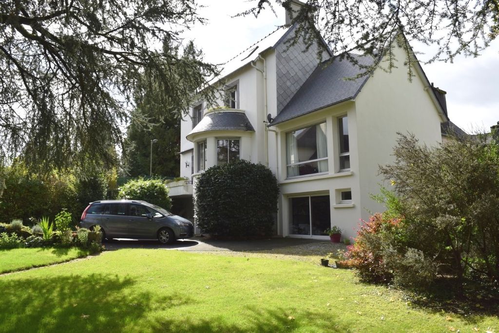 Property photo 2 of 38