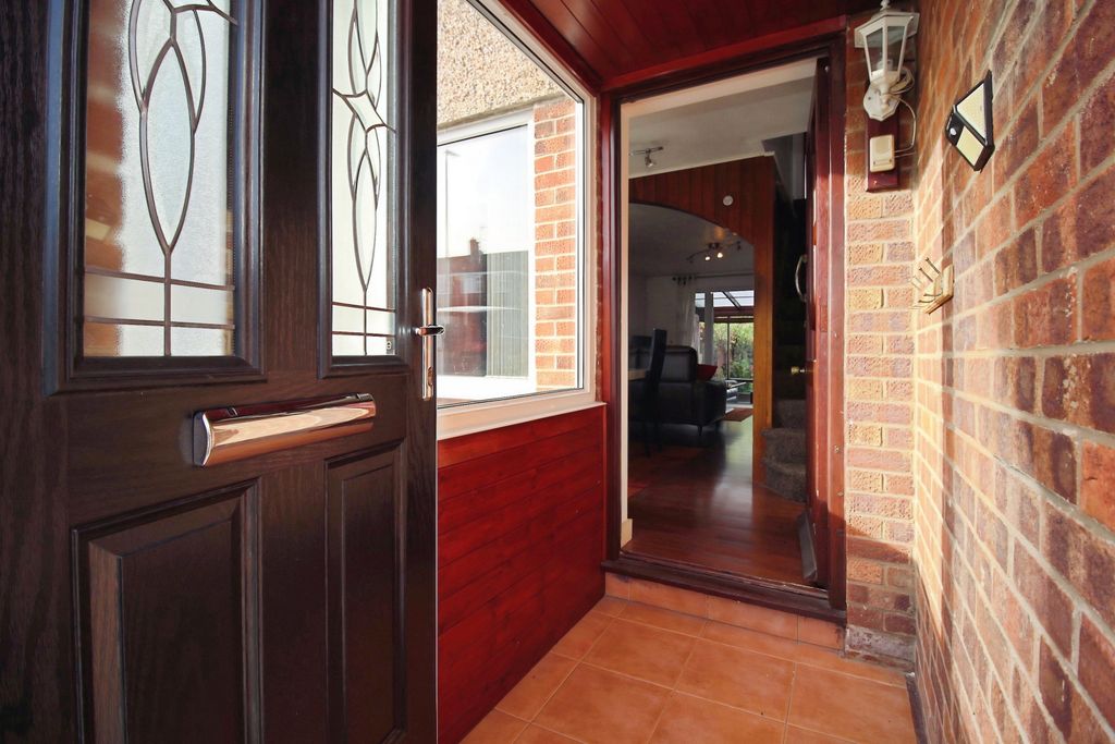 Property photo 3 of 22