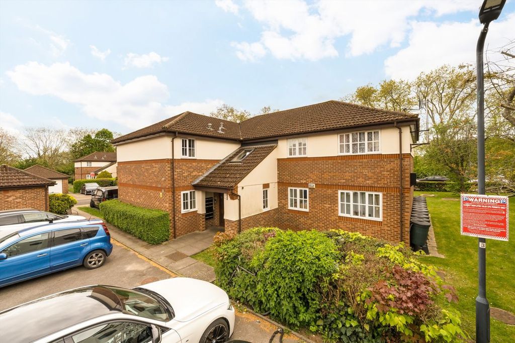 Property photo 1 of 6