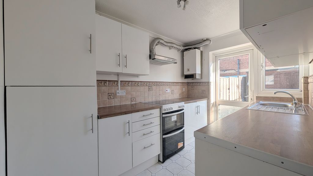 Property photo 3 of 12 Image