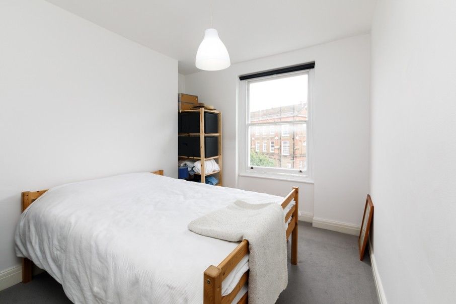 Property photo 3 of 8 Bedroom