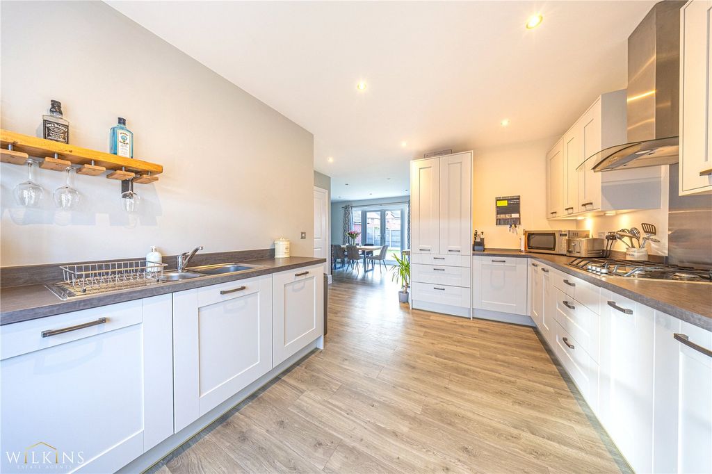 Property photo 3 of 43 Picture No. 09