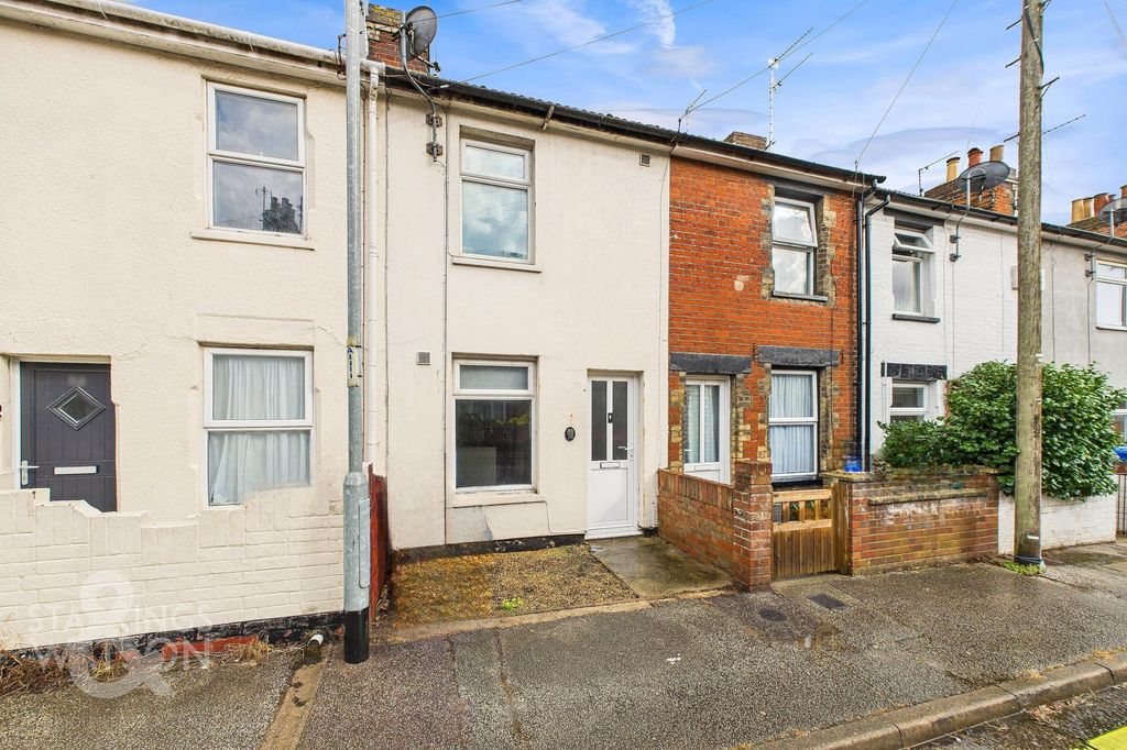 Property photo 1 of 13