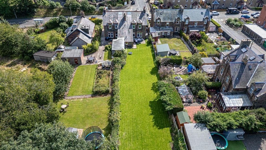 Property photo 2 of 31 Hillcroft Galashiels 61.Jpg