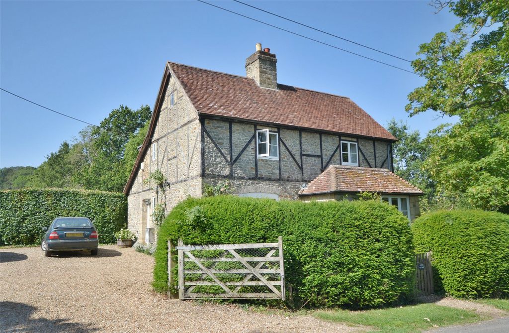 Property photo 1 of 38 Picture No. 52