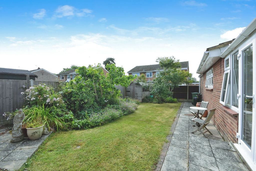 Property photo 1 of 21