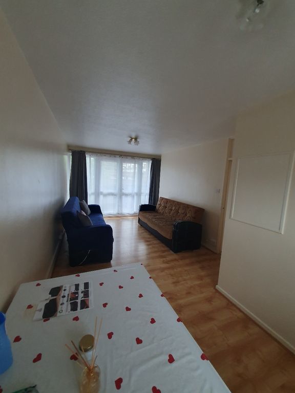 Property photo 2 of 7