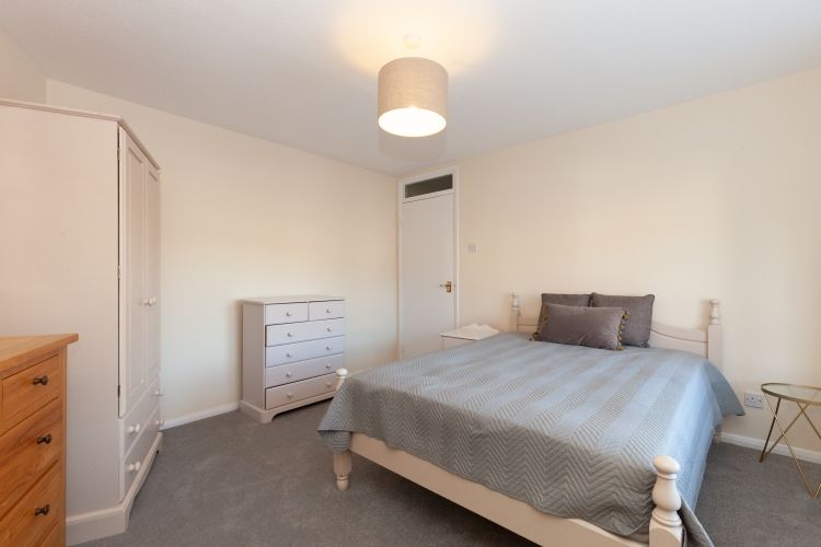 Property photo 3 of 9 238655