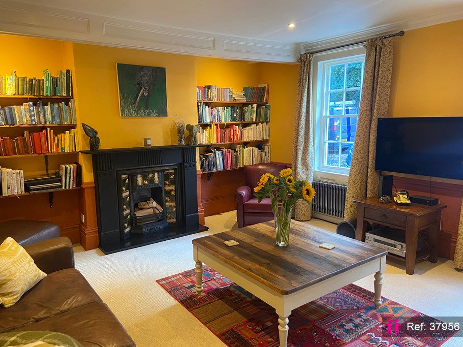 Property photo 3 of 36