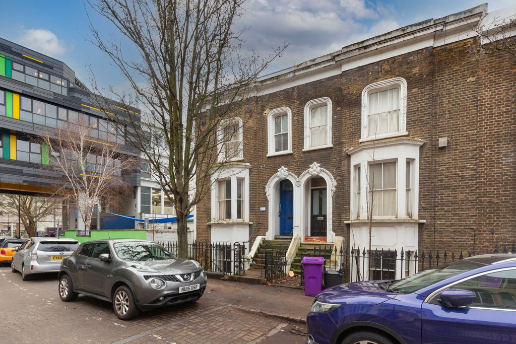 Property photo 2 of 44 404 Bancroft Road, Bethnal Green, London, E1 4Dh