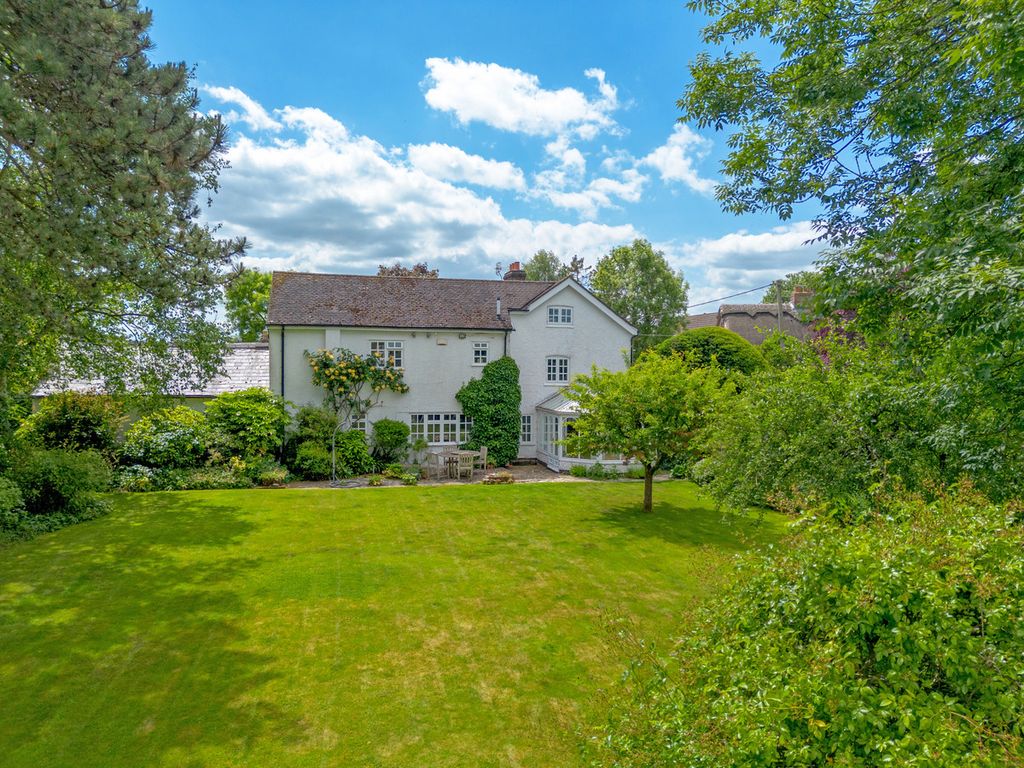Property photo 2 of 31