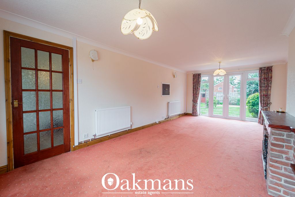 Property photo 3 of 18 Living Room