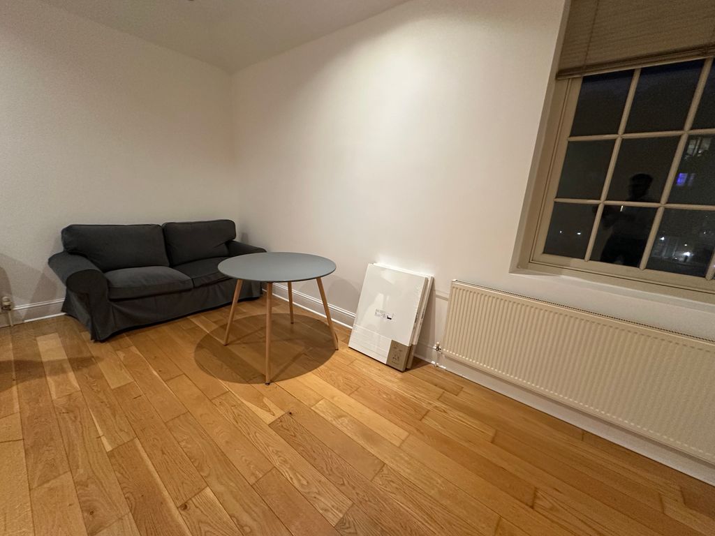 Property photo 3 of 4