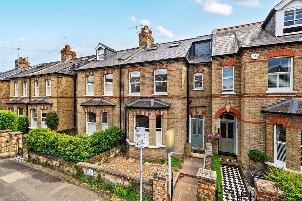 Property photo 1 of 17