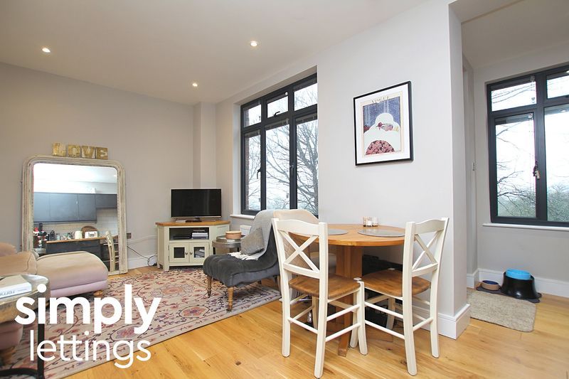 Property photo 3 of 16 Photo 4