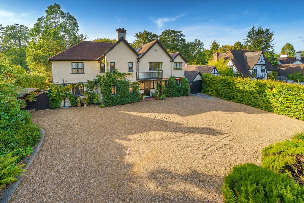 Property photo 1 of 37 Picture No. 32