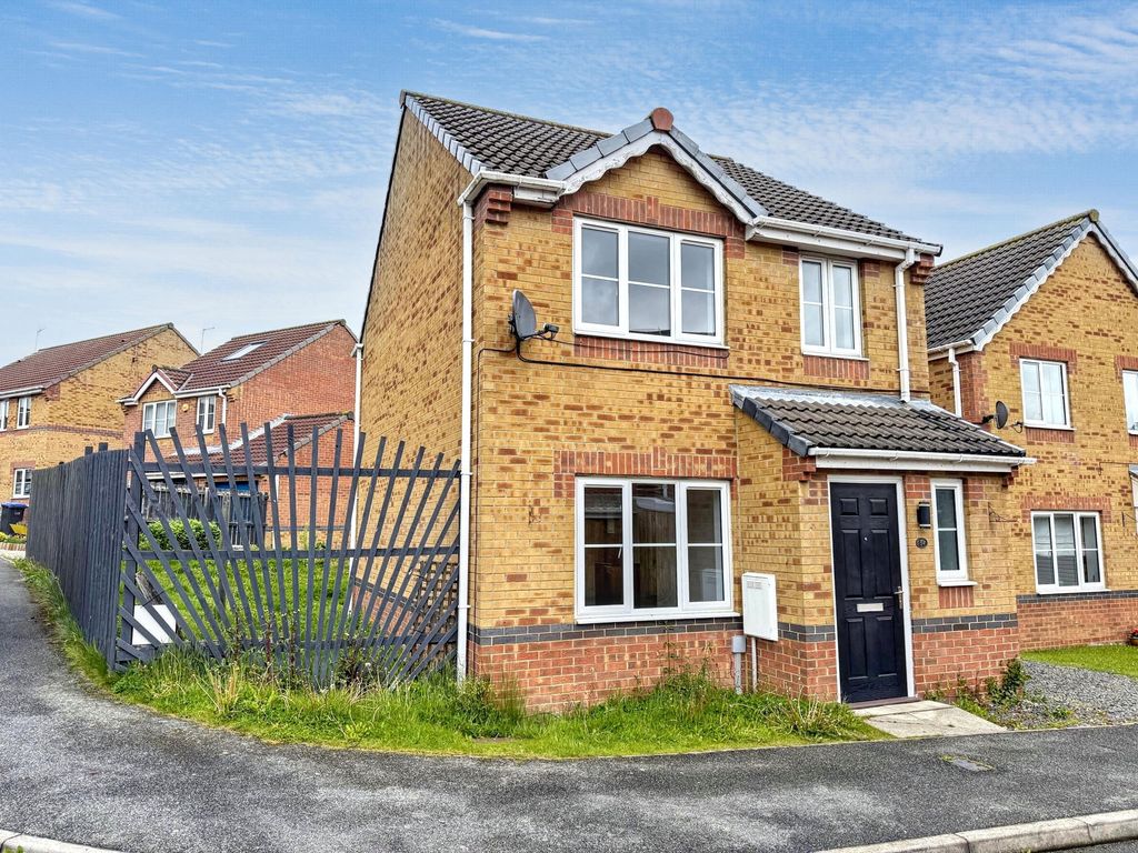 Property photo 1 of 18