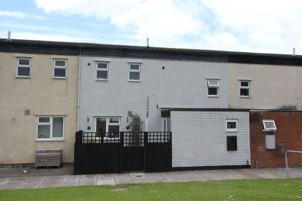 Property photo 1 of 16