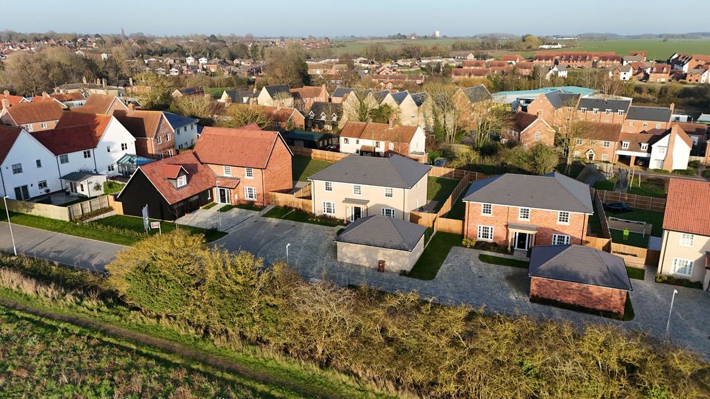 Property photo 3 of 14