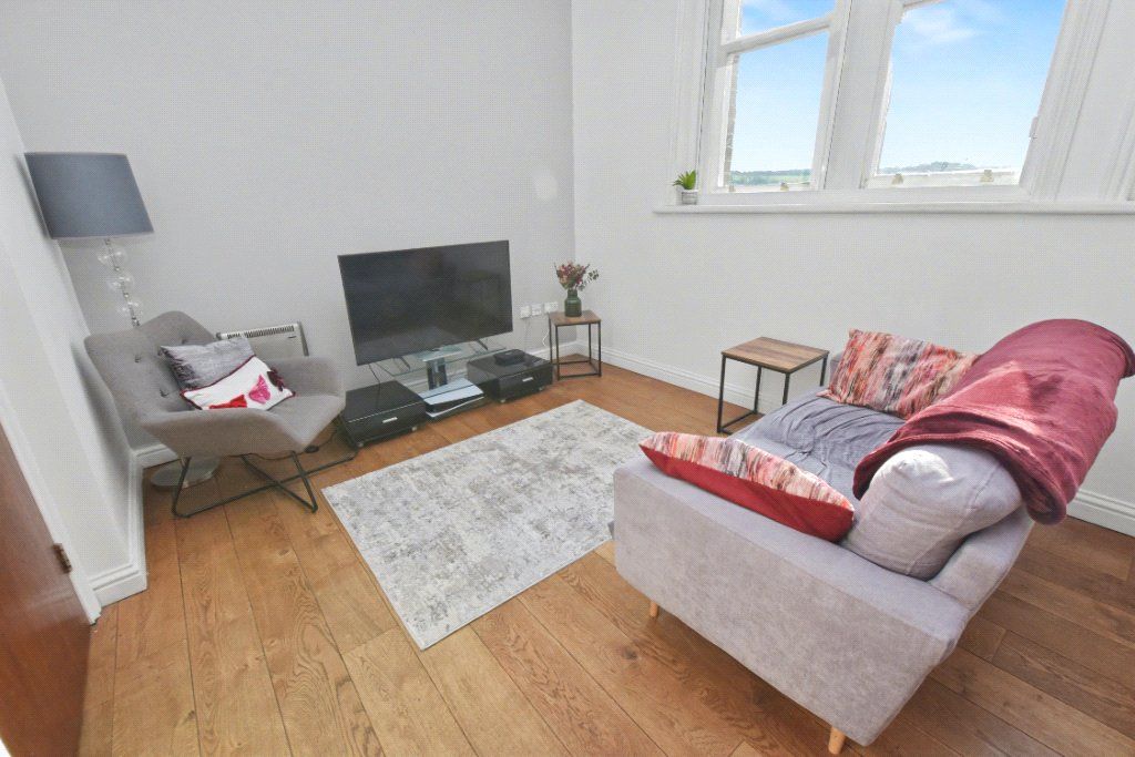 Property photo 2 of 15 Picture No. 04