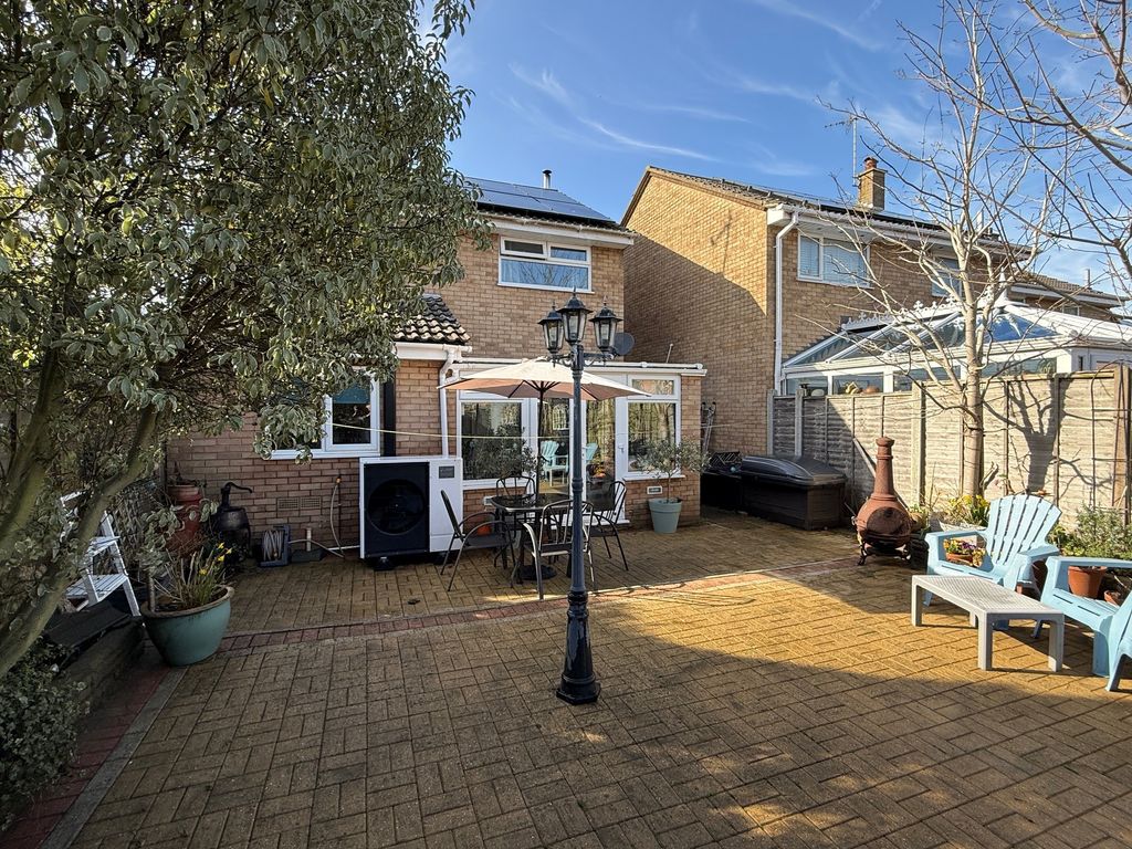 Property photo 2 of 19