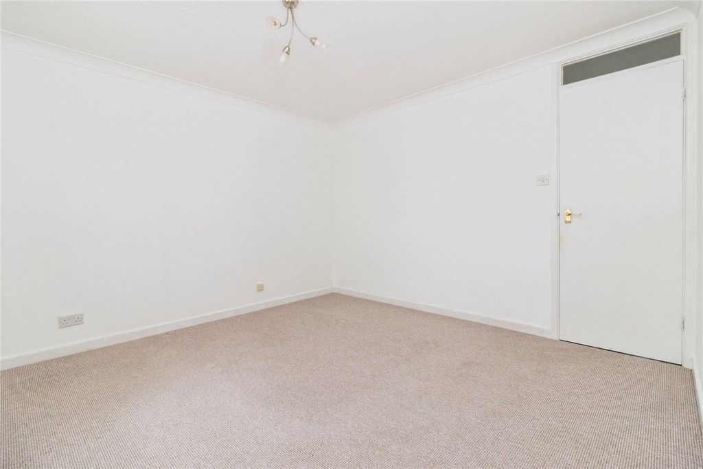 Additional image 14 of 2 bed flat for saleEast Cliff Road, Dawlish, Devon EX7