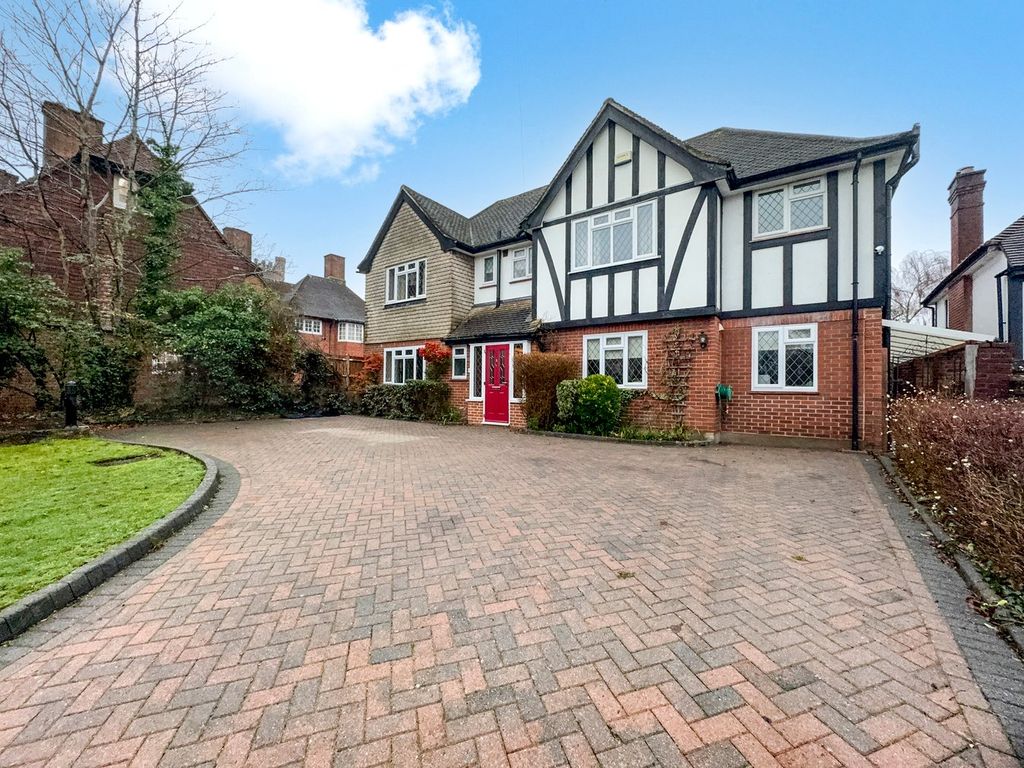 Property photo 1 of 16