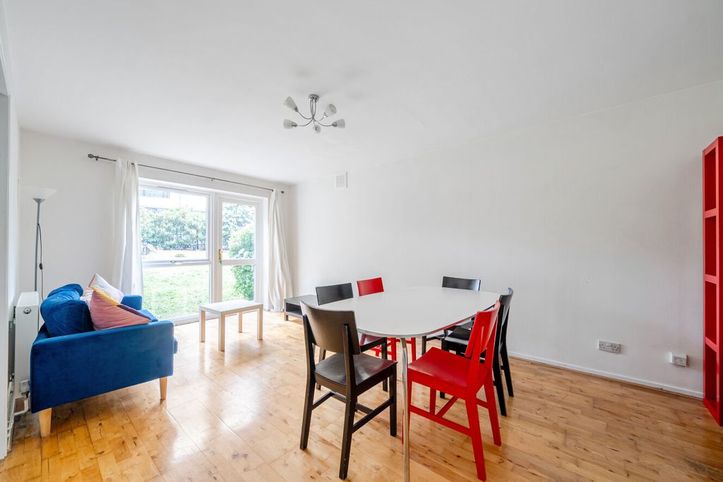 Property photo 2 of 11 1459916-8-6A0481E...