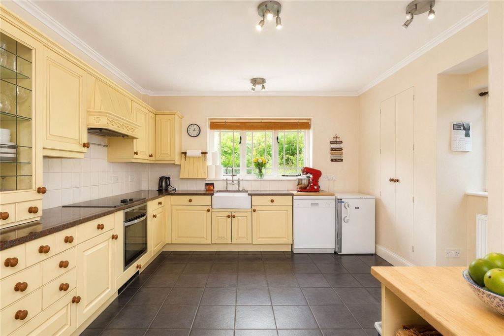 Property photo 2 of 17 Picture No. 02