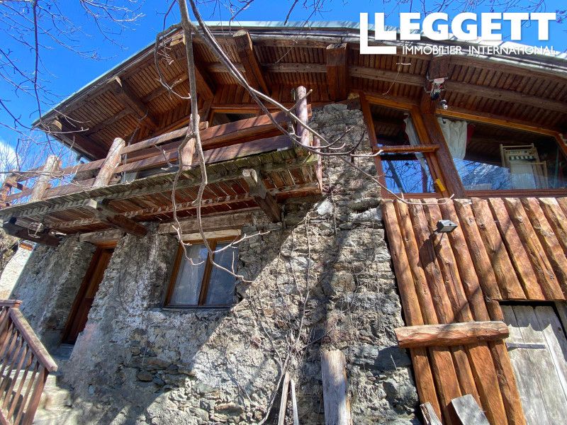 Property photo 2 of 10